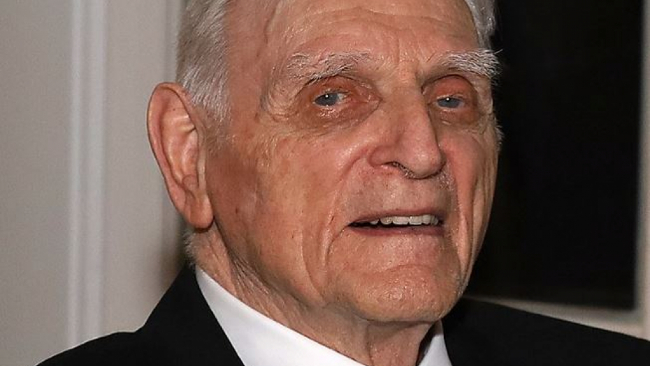 Umro nobelovac Džon Gudinaf, njegove baterije svi koristimo