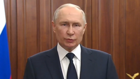 "IZDALI SU ONE KOJI SU BILI SA NJIMA" Putin se obratio naciji, pa progovorio o oružanoj pobuni u Rusiji