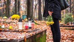 KOLIKO TREBA NOSITI CRNINU U ŽALOSTI Evo šta savetuje crkva