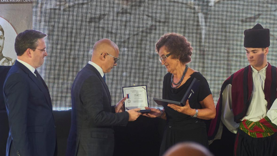 MINISTAR VUČEVIĆ U KRALJEVU Oni koji su svoj život proživeli pošteno, kao oficiri Boban i Srđan,njima je carstvo nebesko večno (FOTO)