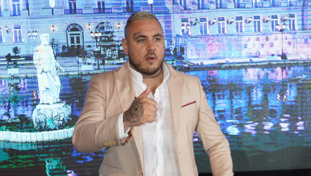 JOŠ JEDNA ZADRUGARKA POVEZANA SA CAREM Filip joj je slaba tačka, luda je za njim