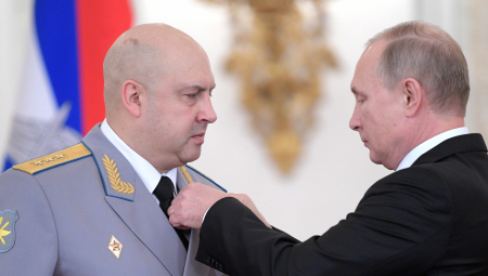 VRAĆA SE "OTPISANI" PUTINOV GENERAL Surovikin ponovo dobija komandu sa posebnom namenom