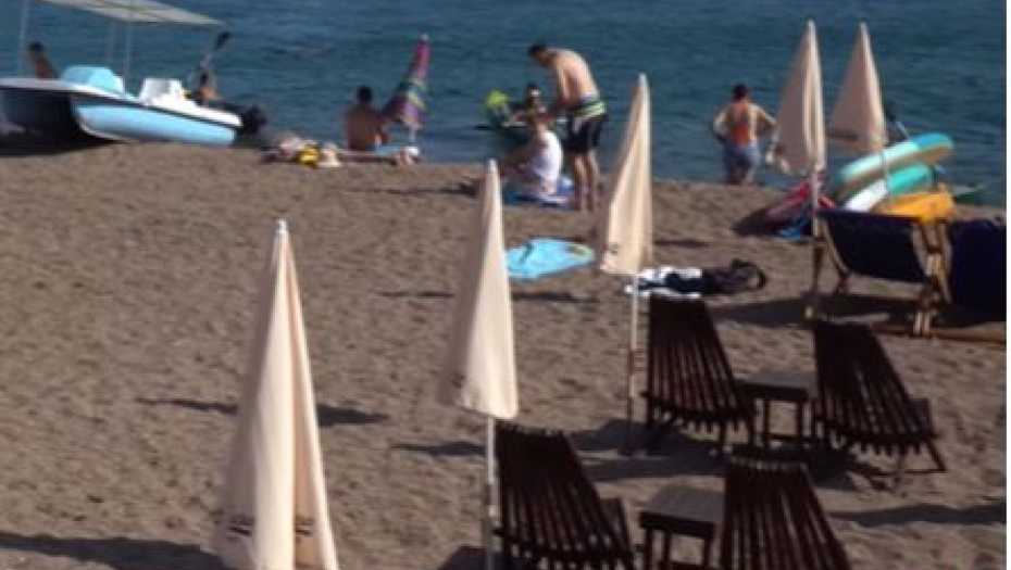 PAPRENE CENE U CG: Ležaljke i suncobran od 20 do 180 evra, očekuju rast cena