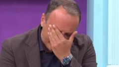 UMRLA MI JE NA RUKAMA, BIO SAM BESKUĆNIK Poznati glumac u suzama, prvi put otkrio da ga život nimalo nije mazio