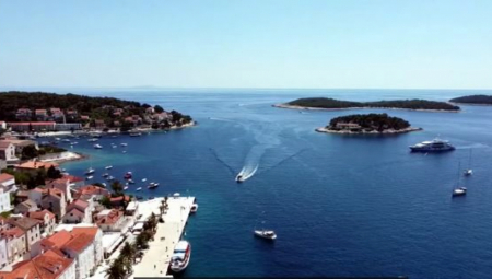 "JESMO LI POSTALI TOLIKO LENJI?" Ženi presela kafa na Jadranu! Skenirala meni, a kad je stigao račun - NEVERICA!