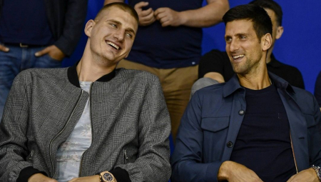 UMETNOST Neobična tehnika Užičanina oduševljava svet: Jokić uz Đokovića urezan na drvetu