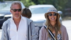 ŠIROKO Kostneru žena traži alimentaciju  i pare za estetsku hirurgiju!