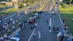 Pogledajte kako mali broj bahatih ljudi maltretira celu Srbiju (FOTO)
