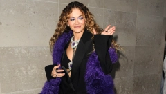 ALBANSKA PEVAČICA OPET PROVOCIRA Riti Ori dali srpsku zastavu dok je pevala, svi šokirano gledali šta radi s njom