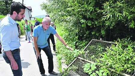 SANIRANJE POSLEDICA POPLAVA U POŽEGI Obezbedili smo kao pomoć 15 tona evrodizela, rekao je ministar Momirović