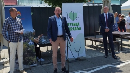 BESPLATNI PREVENTIVNI PREGLEDI ZA SVE GRAĐANE U OKVIRU PROJEKTA „KUĆICA ZDRAVLjA“ NA SAVSKOM VENCU