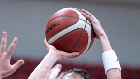 NAŠE DEVOJKE GRABE KA MEDALJI Srpkinje preslišale Poljsku za plasman u polufinale Evropskog prvenstva
