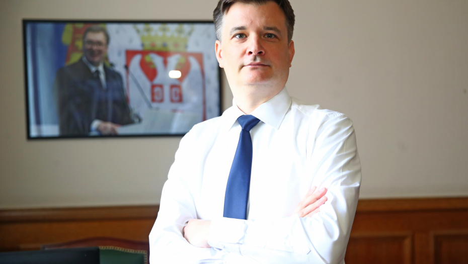 JOVANOV O LISTU DANAS Zapaljivu poruku poslanika SNS čula cela Srbija