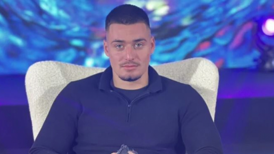 ISPLIVAO PRIVATNI SNIMAK SINA ANE ĆURČIĆ! Luka Kovačević pokazao šta radi u automobilu, devojke pale u trans!