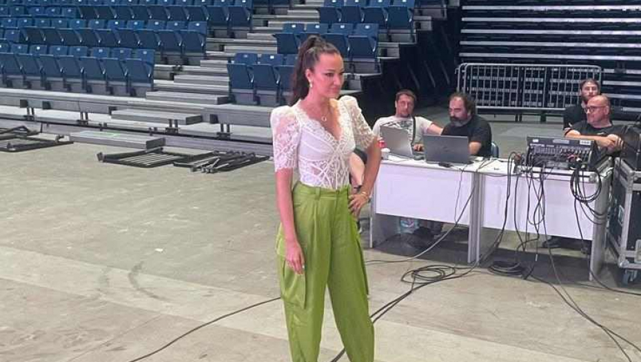PRELOMILA Aleksandra Prijović rešila da stane na put tračevima i priznala, Idem na koncert kod Milice!