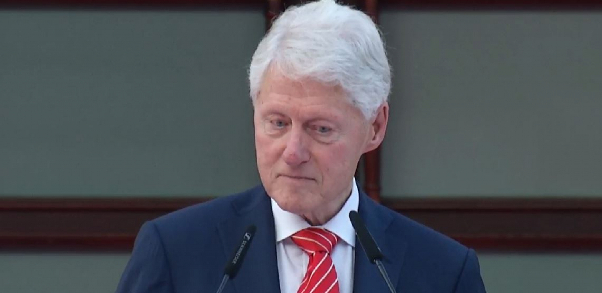 "KLINTON JE VOLEO MLADE..." Epstinovo svedočenje isplivalo na površinu