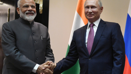 INDIJA SKLOPILA DIL SA RUSIJOM Amerikanci kipte od besa