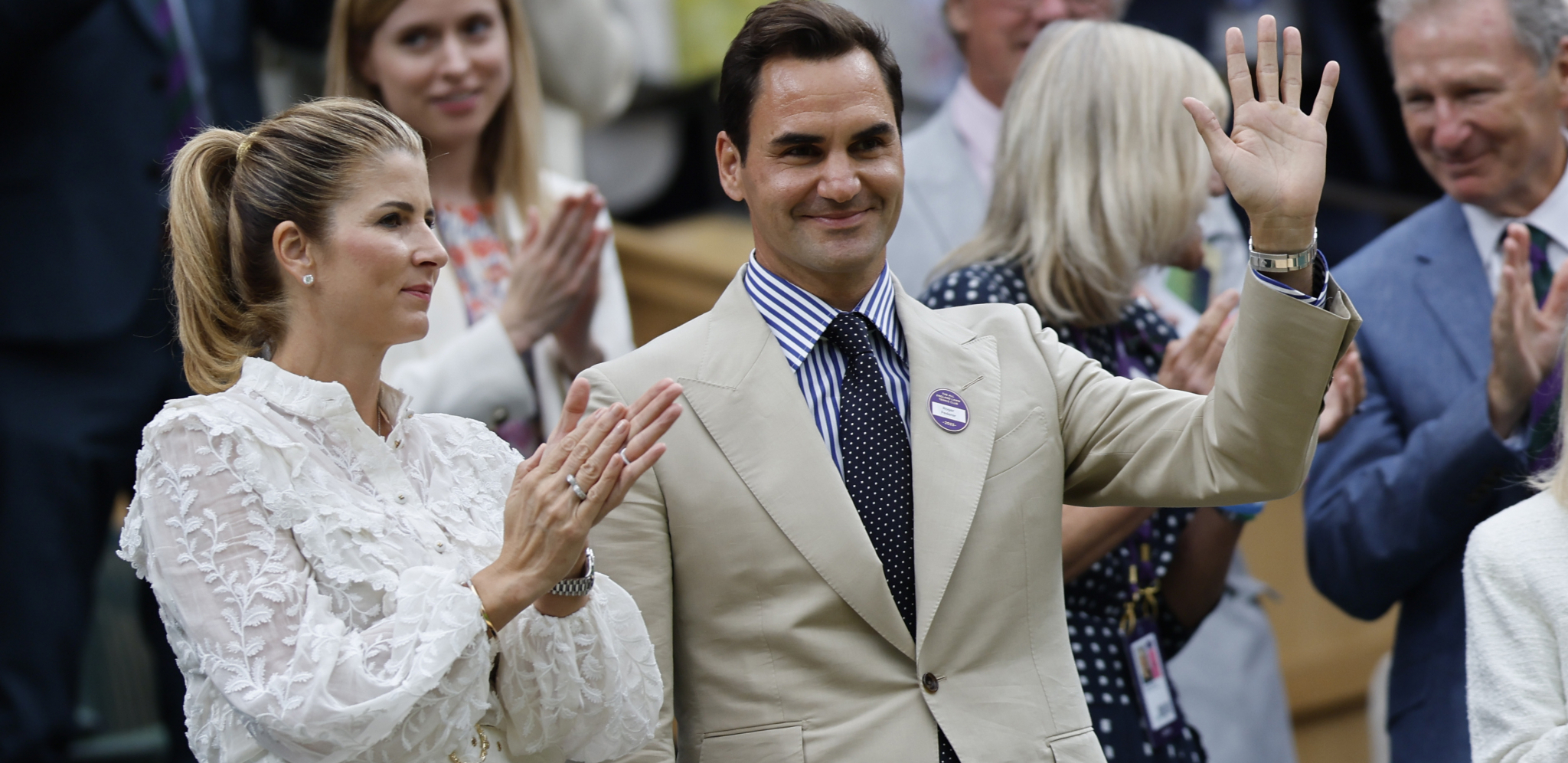 SVE JE STALO KADA SE ON POJAVIO Rodžer Federer dočekan aplauzima na Vimbldonu, održao i emotivan govor (VIDEO)