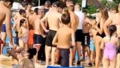 DVE GRUPE TINEJDŽERA SE POTUKLE NA BEOGRADSKOM BAZENU Reagovala policija