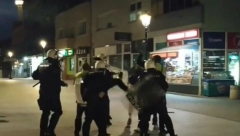 Policajcima za zlostavljanje kućni zatvor: Prva presuda za prebijanje učesnika protesta iz 2020.