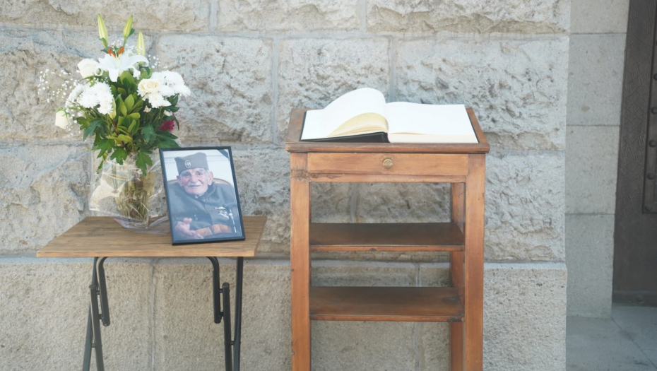 DANAS OTKRIVANJE SPOMEN-BISTE ĐORĐU MIHAILOVIĆU: Više od pola veka proveo na Zejtinliku, čuvajući groblje