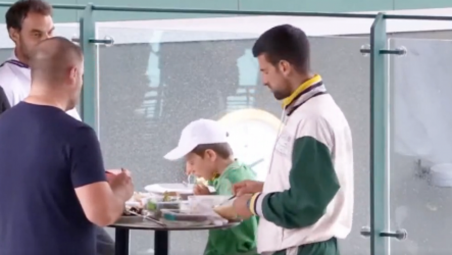 NEĆU, TATA! Novak imao molbu za sina, Stefan mu "odbrusio" i sve nasmejao (FOTO)