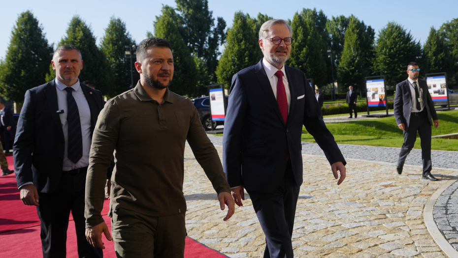 PREMIJER ČEŠKE FIJALA SA ZELENSKIM Budućnost Ukrajine je u EU i NATO-u