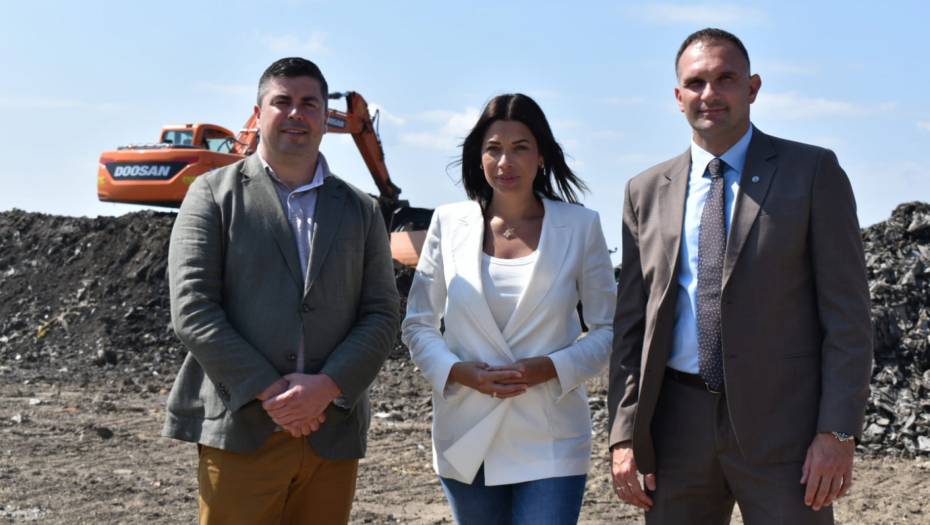 Ministarka Irena Vujović obišla radove na sanaciji nesanitarne deponije u Zrenjaninu (FOTO)