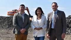 Ministarka Irena Vujović obišla radove na sanaciji nesanitarne deponije u Zrenjaninu (FOTO)
