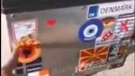 ENGLEZ KROZ ZETU KRENUO SA NALEPNICOM UČK Milan je posle ovog postupka pravi heroj u Crnoj Gori (VIDEO)