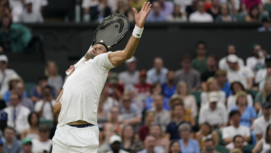 REČI LEGENDARNOG AMERIKANCA ODJEKUJU BELIM SPORTOM Pogledajte taj forhend viner, Novak igra bolje nego ikada