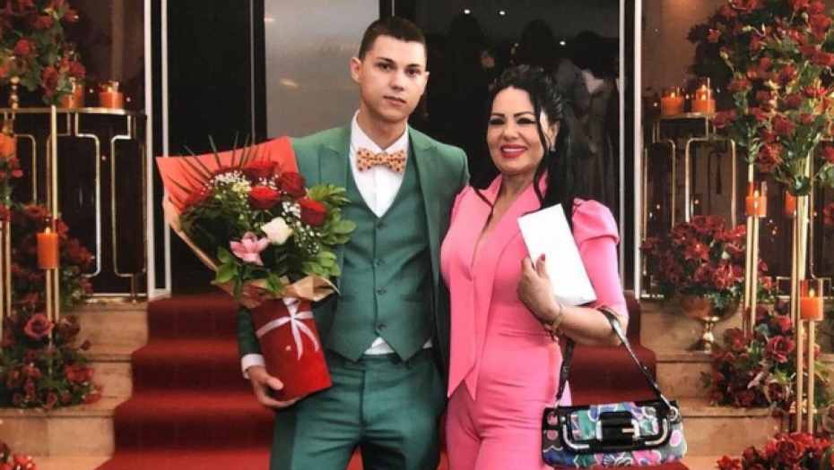 SKANDALOZNE SCENE U ELITI Sin Zlate Petrović potpuno go, učesnici zatečeni prizorom, pojavio se i snimak!