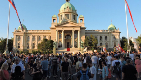 Demonstranti se razilaze, završen 10. prozapadni protest (FOTO)