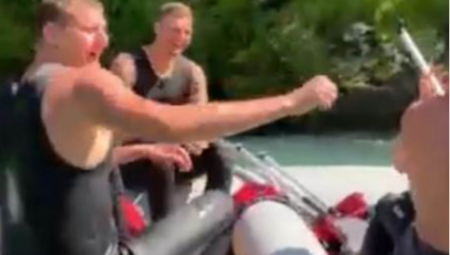 JOKIĆ PLIVA I VESLA NA DRINI Nikola napravio šou, masa počela da mu skandira, njegova reakcija oduševila sve (VIDEO)