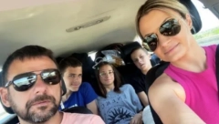 FAMILIJARNO OKUPLJANJE Pogledajte kako Janjuš i Mikica uživaju s decom na planini