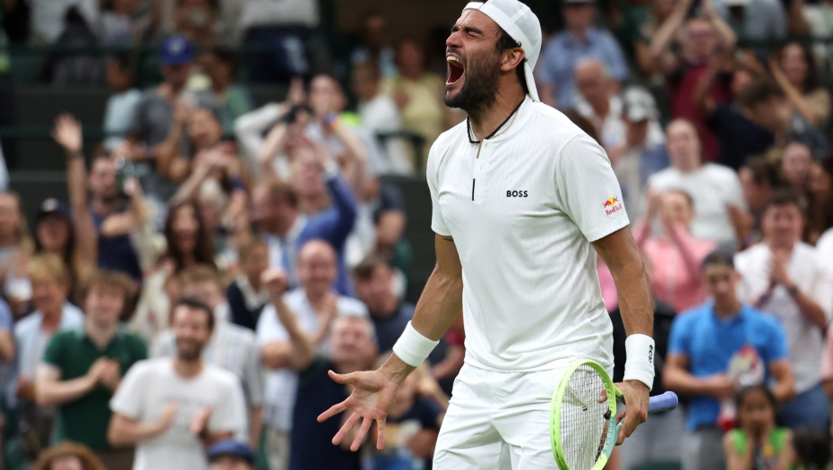 VELIKI POVRATAK ITALIJANA Beretini u tri set počistio Zvereva