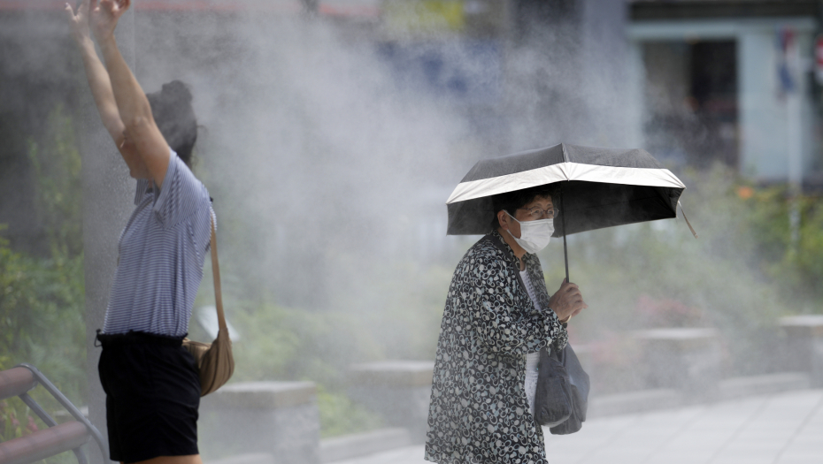 OLUJNO NEVREME BLOKIRALO JAPAN Zaustavljen i "voz metak", upozorenje na klizišta i poplave