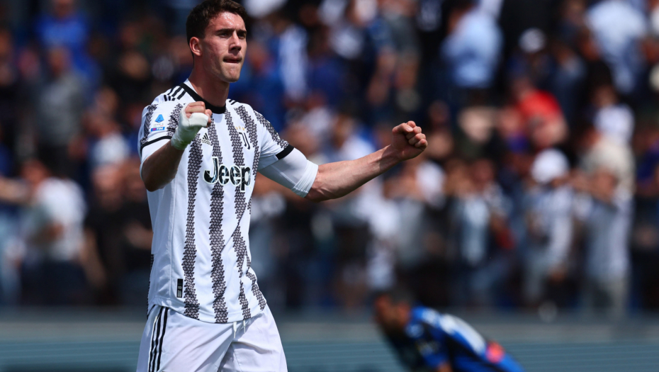 TRANSFER BOMBA Parižani ušli u trku za Vlahovića!