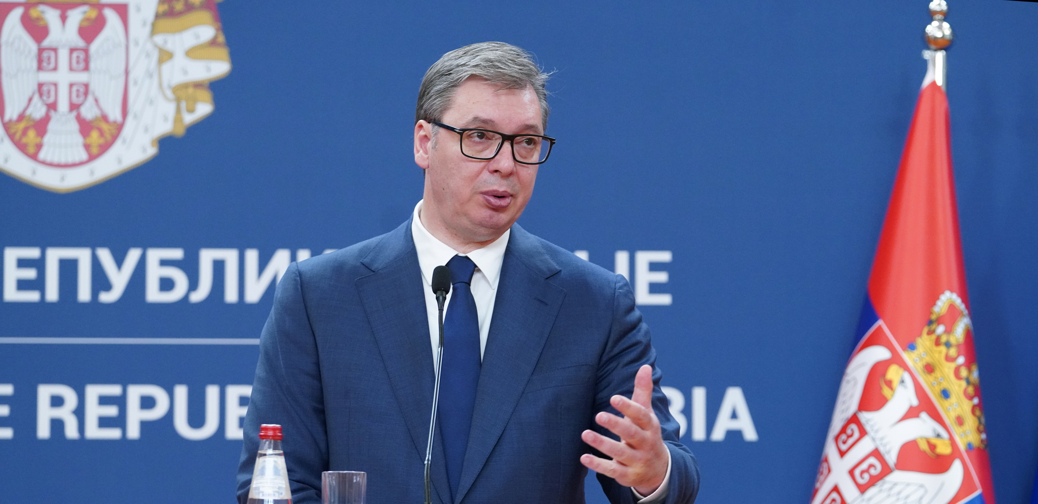HVALA IM NA BORBI Aleksandar Vučić čestitao vaterpolistima Srbije prolaz u polufinale Svetskog prvenstva