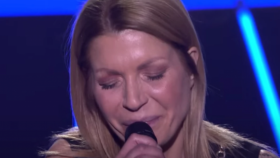 MUŽ FINALISTKINJE NIKAD NIJE KASNO IZVRŠIO SMAOUBISTVO Pevačica se slomila pri pomenu njegovog imena: "Trebalo je da bude pored mene"