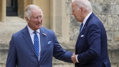 BAJDEN SE SASTAO SA KRALJEM ČARLSOM Potez američkog predsednika je iznenadio sve (FOTO)