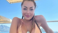 VRELA SANDRA! Sandra Rešić uslikala ''cica macu'' na plaži, a fanovi joj odmah poručili ovo!