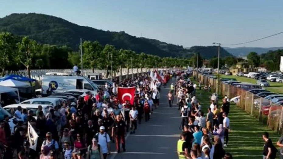 Obeležavanje 28 godina od zločina u Srebrenici: Sahrana 30 žrtava u Memorijalnom centru