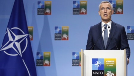 STOLTENBERG POVUKAO PONUDU "Velika je opasnost za Rusiju od zelenog stola, Ukrajinci su spremni da ginu"