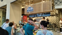 "BILI SMO U ŠOPINGU, A ONDA NA PARKINGU ZATEKLI HAOS" Srpska porodica na meti razbojnika u Grčkoj