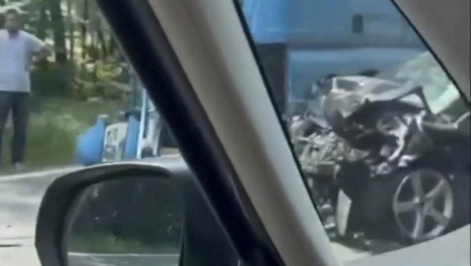 PRVI SNIMAK JEZIVE NESREĆE NA IBARSKOJ MAGISTRALI Kod Lipovačke šume jedna osoba nastradala: Potresne scene na putu (VIDEO)