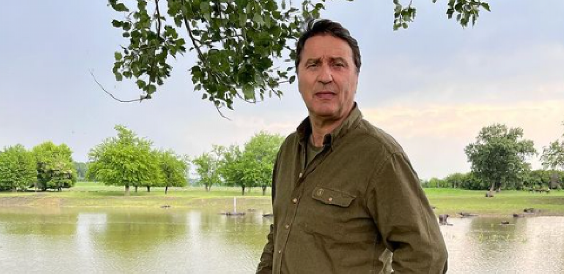 OVO SU NJEGOVE LEPOTICE Jovan Memedović pokazao bivšu suprugu i ćerku, prave su boginje