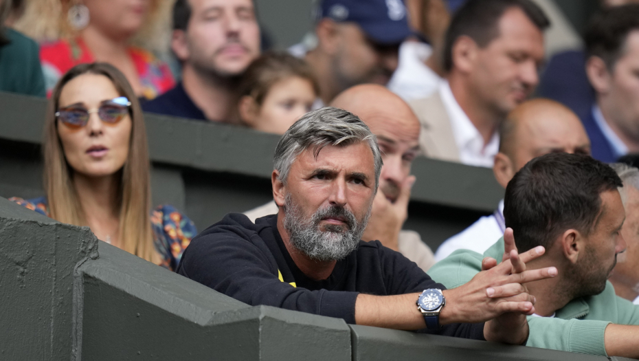 IVANIŠEVIĆ PRITEKAO NOVAKU U POMOĆ Đoković bio u problemu, a onda je Hrvat morao da reaguje