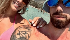 ZBOG NJE VIŠE NIJE U DEPRI Vildoza se više ne krije: Vruće fotke sa mora sa lepom srpskom odbojkašicom