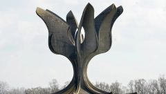 "ŽRTVE NISU BILI SAMO JEVREJI, VEĆ I SRBI" Muzej žrtava genocida: Suljagić pokušao da amnestira NDH za počinjeni Holokaust